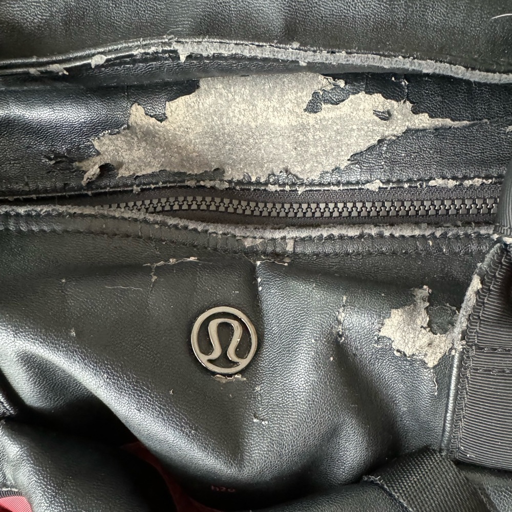 Lululemon Athletica Extra Large 21” Multicolore Tote/Duffle/Gym Bag Navy/Black - Picture 11 of 11